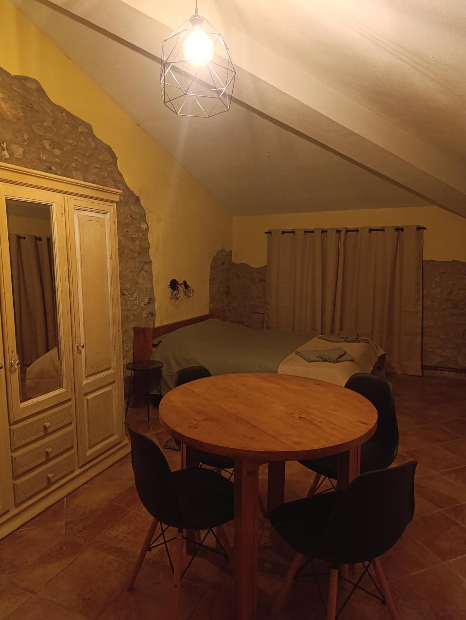 Mas Pitre Bed and Breakfast Besalú Εξωτερικό φωτογραφία